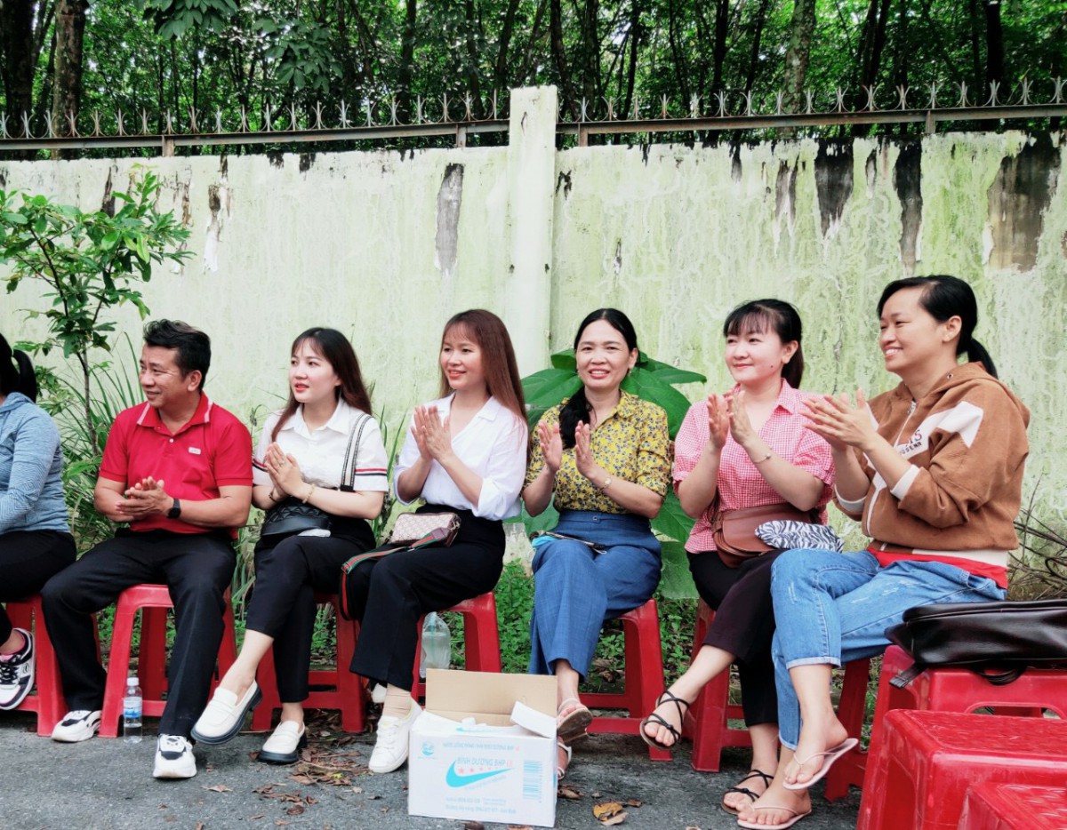 z4790378113972_74559df3b6bdf632df7bb5e6807dcf67