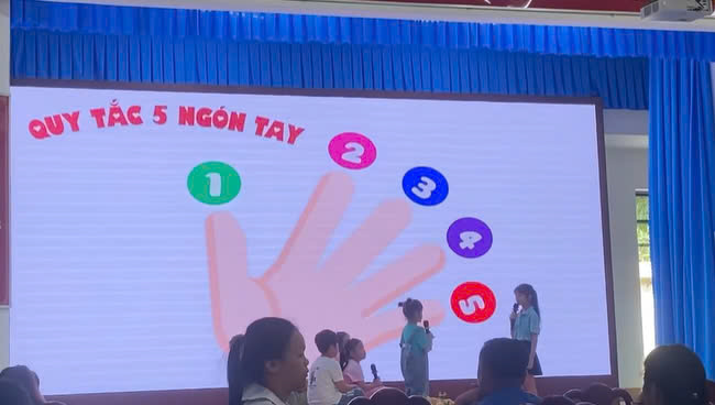 z6451320392452_d95faa47017a9cf1d015dda514863c30