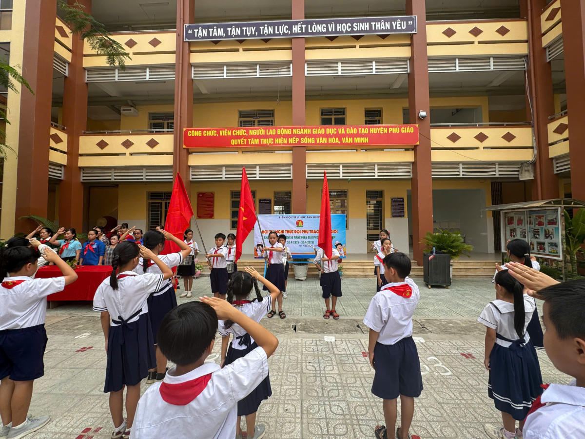 z6535708265318_6a3062aaad552187194554e06600995c