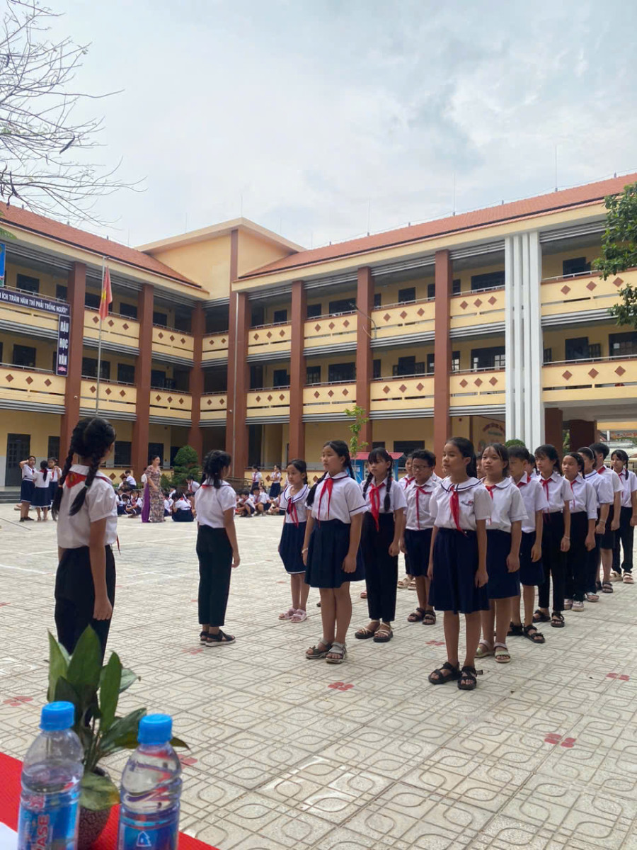 z6537539291509_2174e8b92d868693893229edb3f948f3