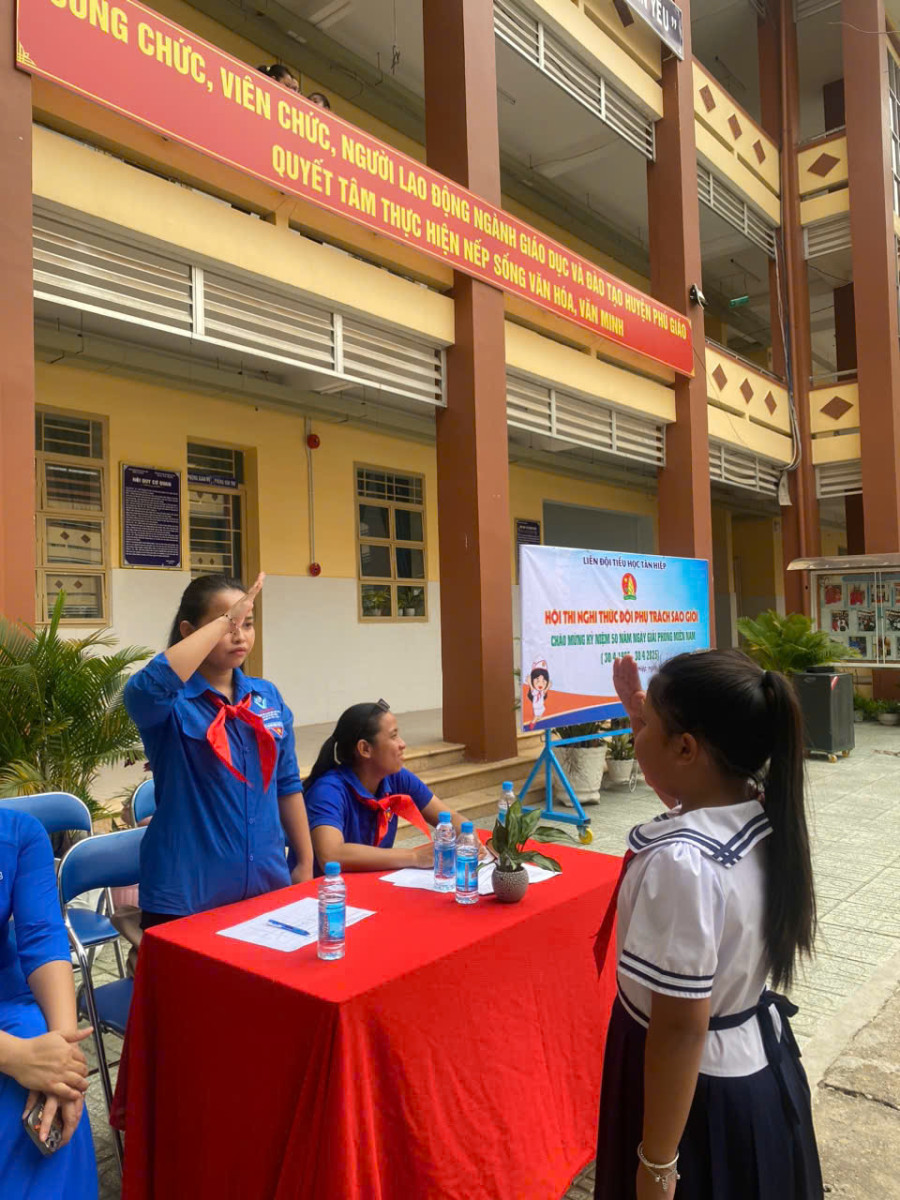 z6537539357729_638615c61153f41a3b3afc6046c59047