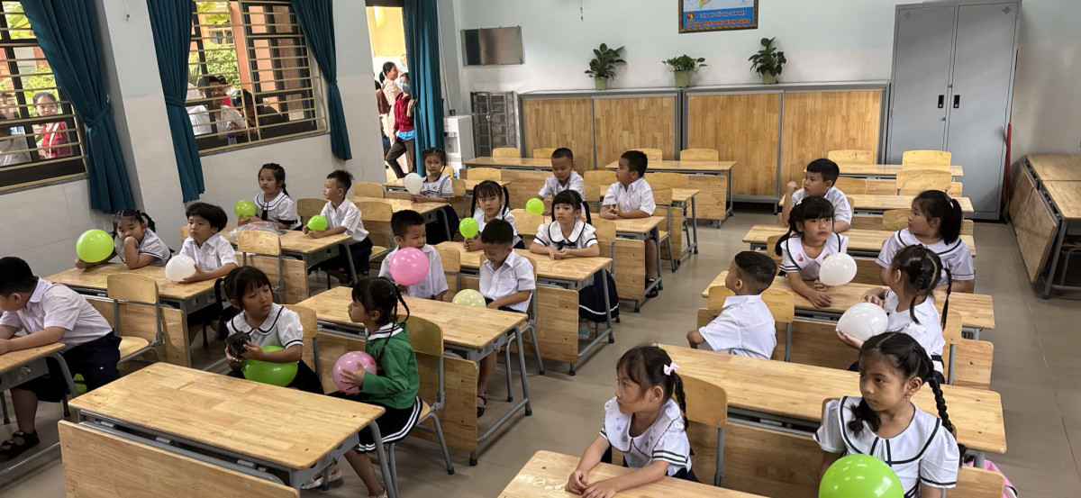 z6924643830051_06941f2290e36125136a6795ee243245