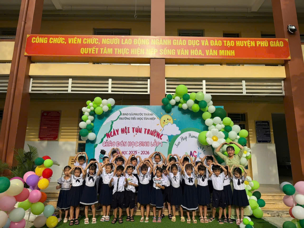 z6926640462439_b704edbac66c80db1e97cd6e8953288f