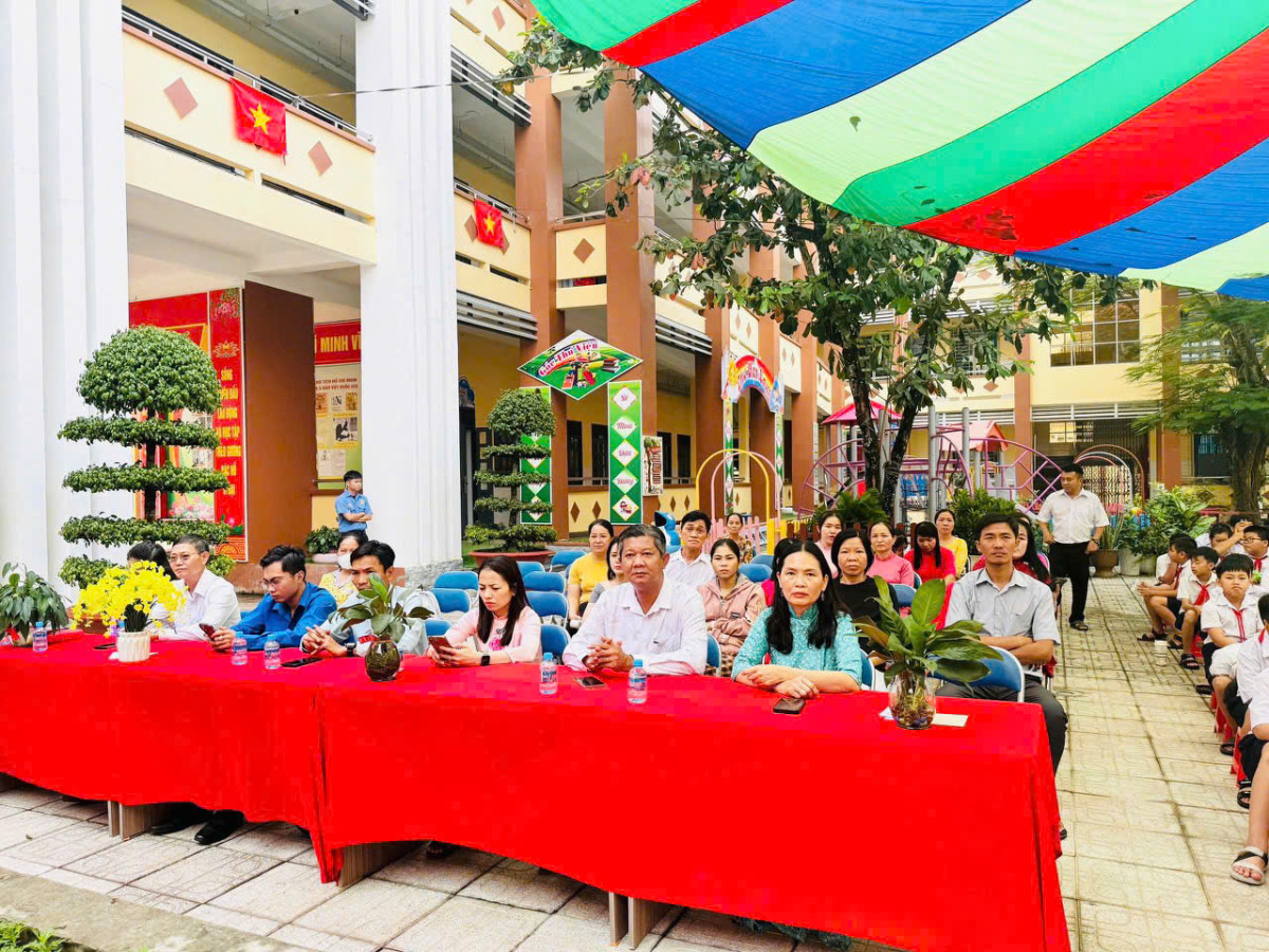 z6978725009769_f98cbff282ceaccff28abf5463b7e273