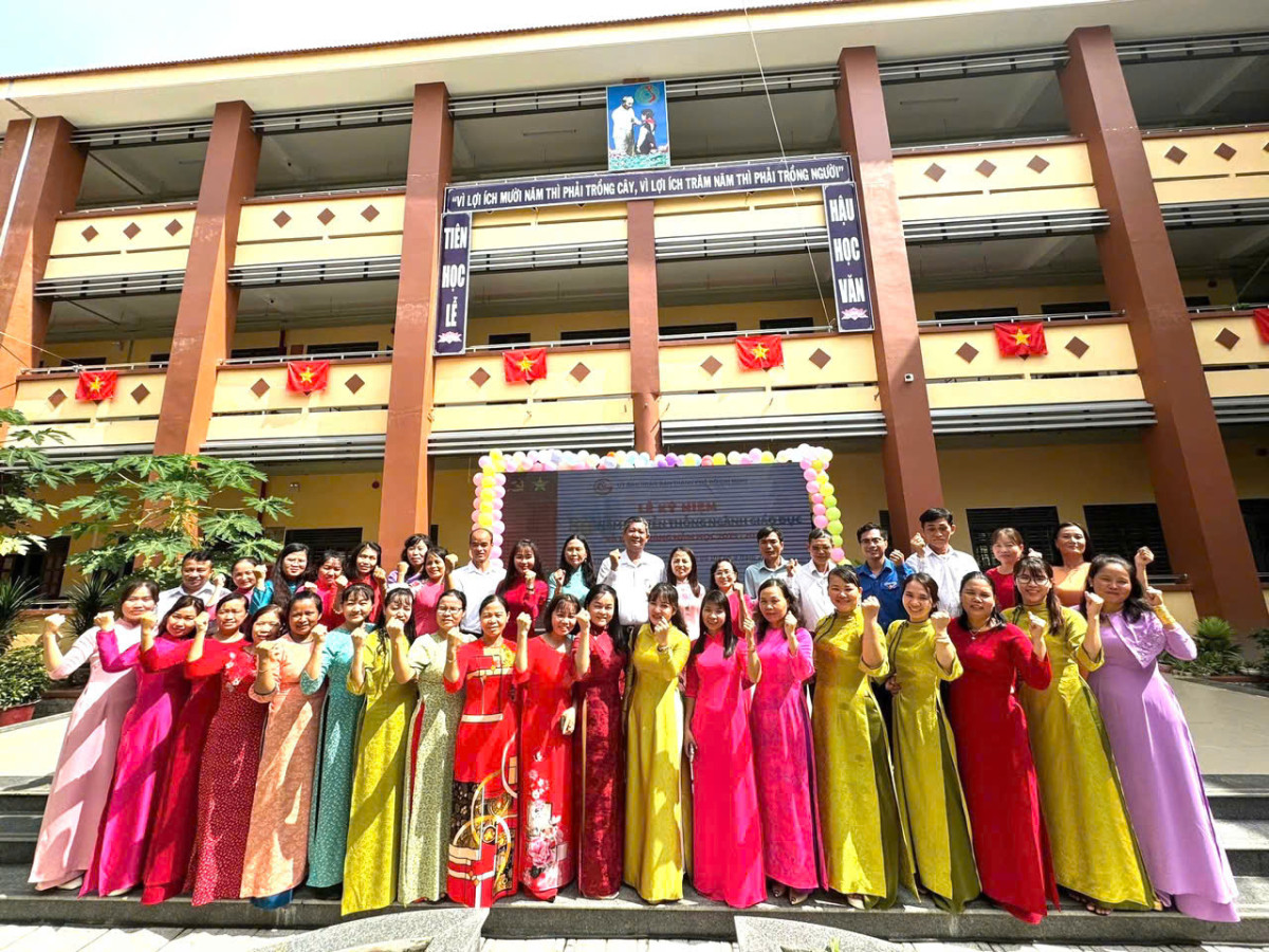 z6980241543648_062838c98c56fb2b029f0ec859954ae6