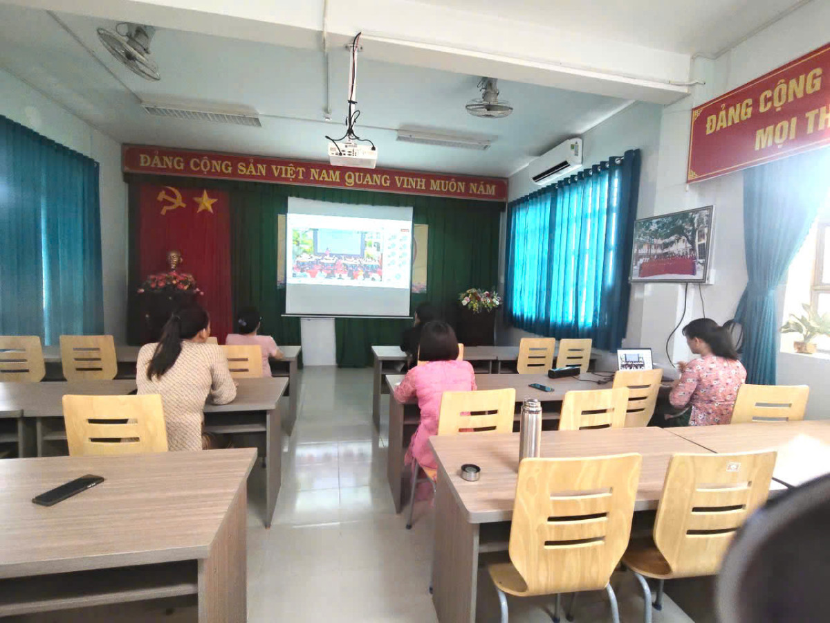 z7162580715227_5f03c0febd965631a18b531144f22826